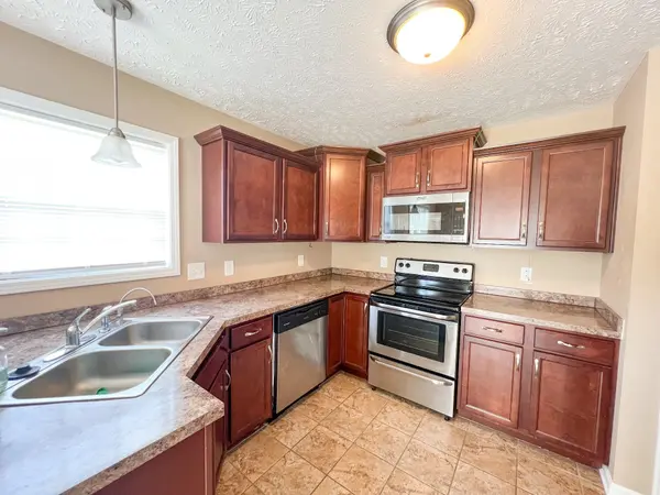 1265 Morstead Dr, Clarksville, TN 37042