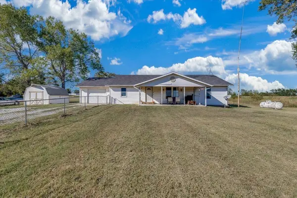 28550 121st Rd., Arkansas City, KS 67005