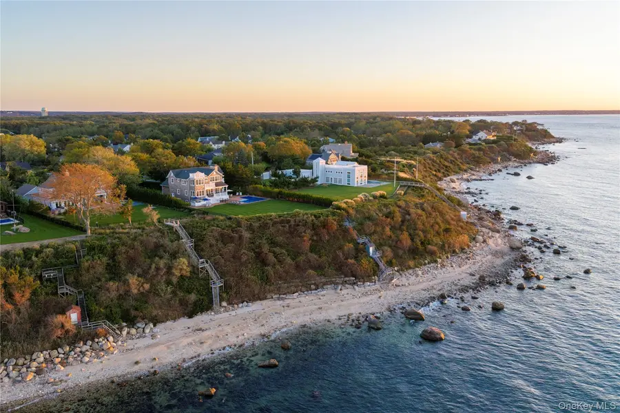 1000 Sound DR, Greenport, NY 11944