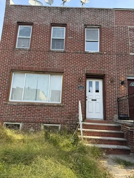 1523 E 33rd ST, Brooklyn, NY 11234