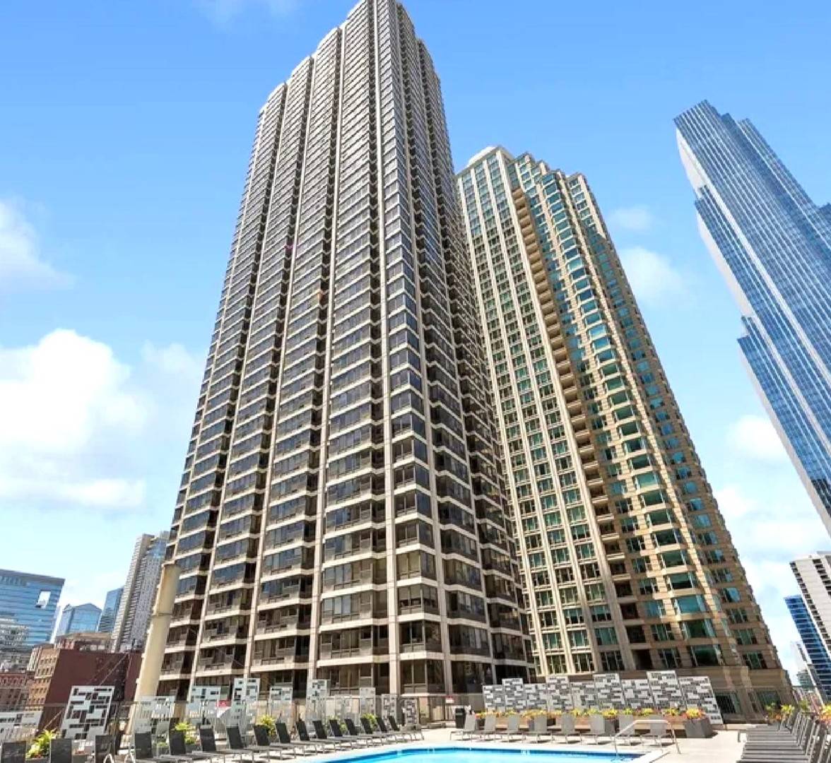 30 E Huron ST #2510, Chicago, IL 60611