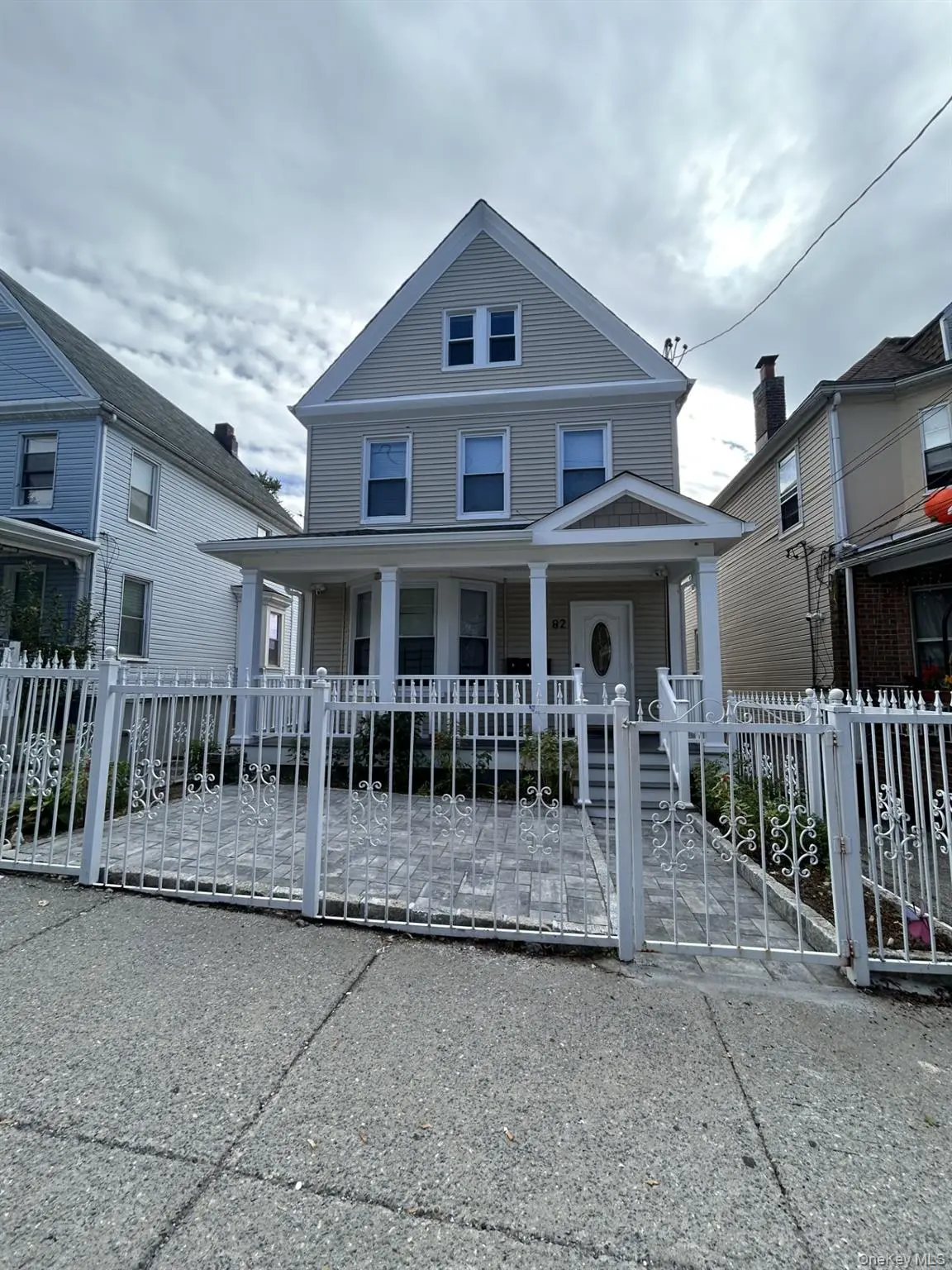 82 Post ST #2nd & 3rd floors, Yonkers, NY 10705