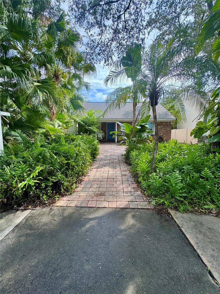 207 W DAVIS BLVD, Tampa, FL 33606