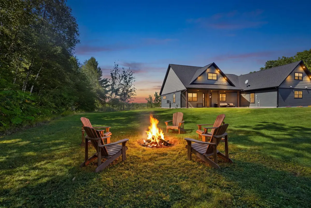 21921 Contrast RD, Pine City, MN 55063