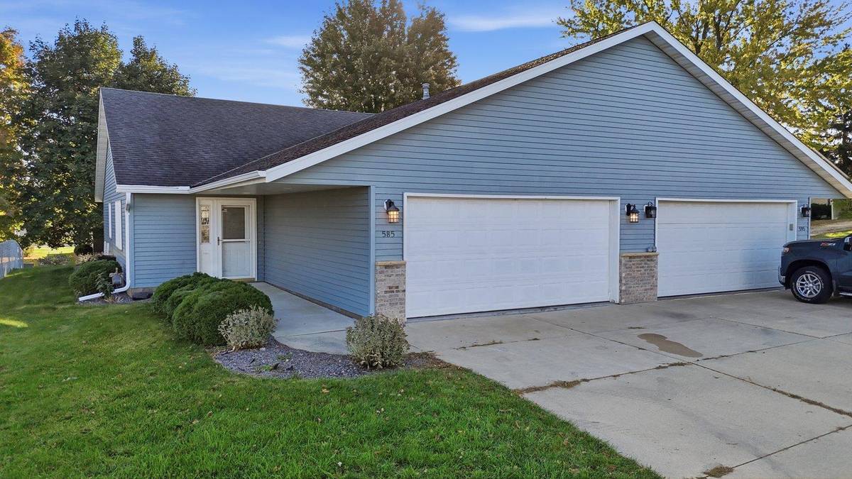 585 Zumbrota AVE, Zumbrota, MN 55992