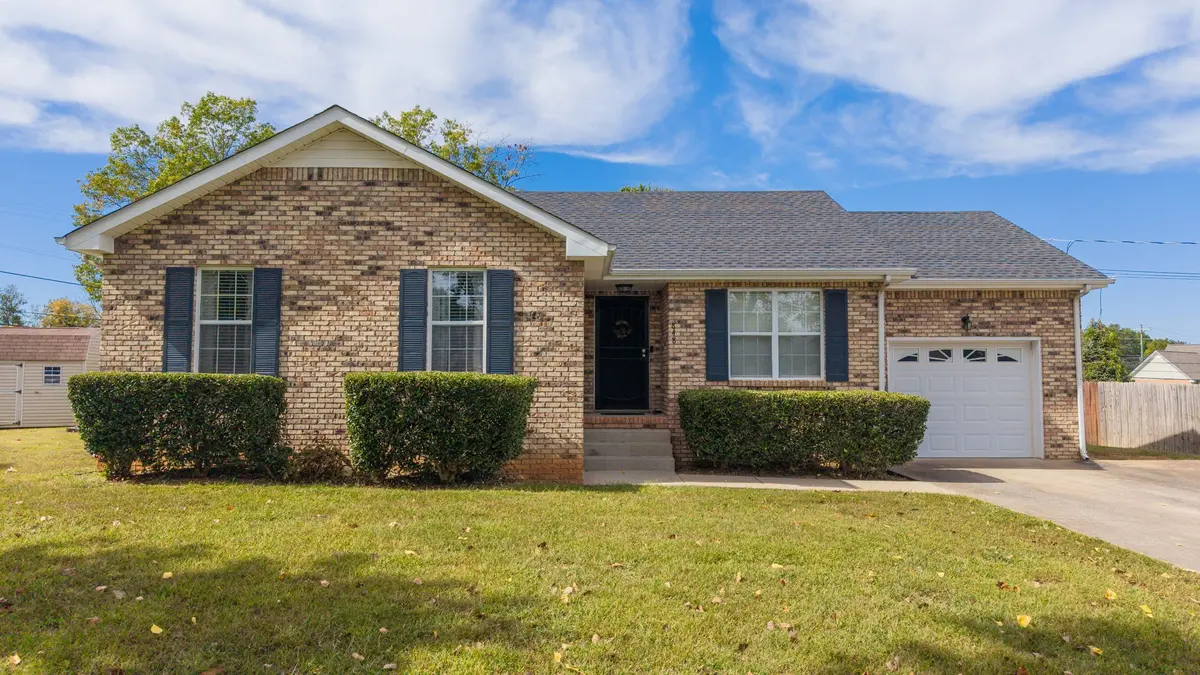 848 Bunny Ct, Clarksville, TN 37043
