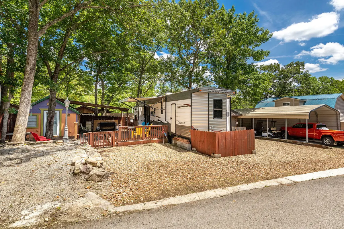 154 Bee Hive, Hollister, MO 65672