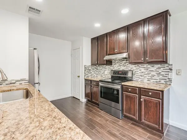 12825 Sexson Ridge CV, Del Valle, TX 78617