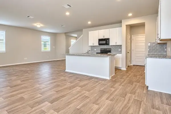 362 Golden Paint TRL, Liberty Hill, TX 78642