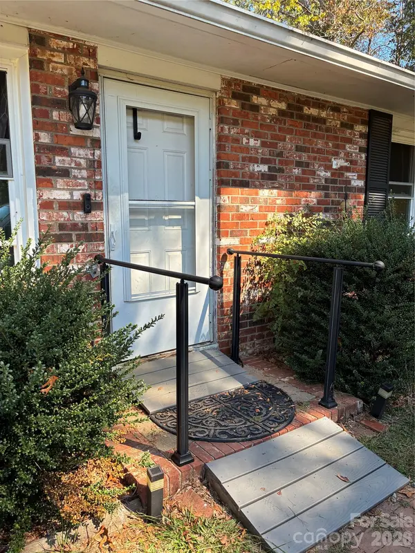697 Island Ford RD, Mooresboro, NC 28043