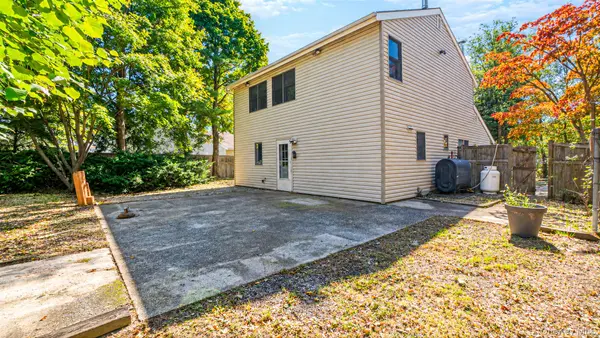 54 Rustic AVE, Medford, NY 11763