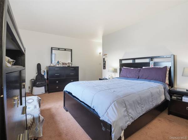 4 Fordham Hill OVAL #8G, Bronx, NY 10468