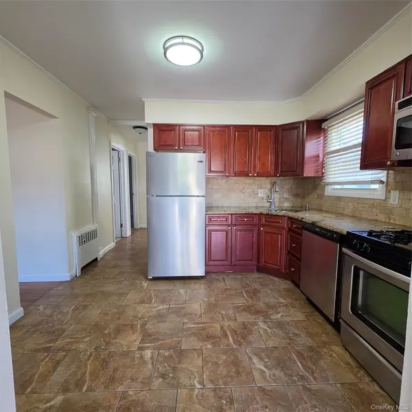 203 Main ST, East Rockaway, NY 11518