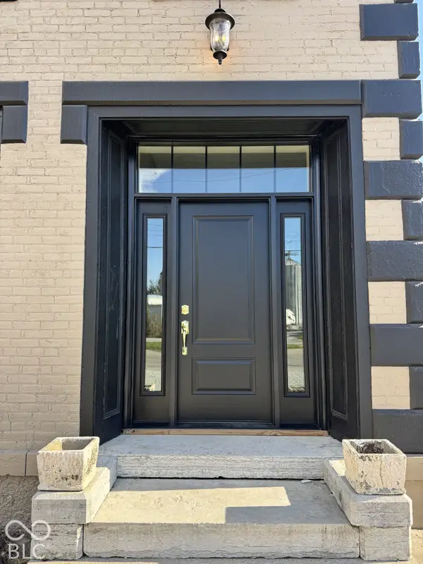 2 E Franklin ST, Saint Paul, IN 47272