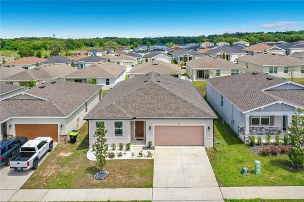 418 QUAYSIDE AVE AVE, Mascotte, FL 34753