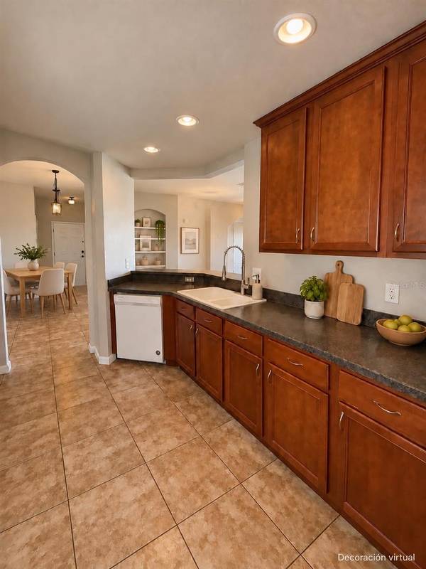 3351 WHITESTONE CIR #301, Kissimmee, FL 34741