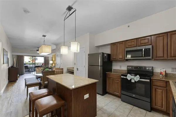 12527 FLORIDAYS RESORT DR #E-103, Orlando, FL 32821