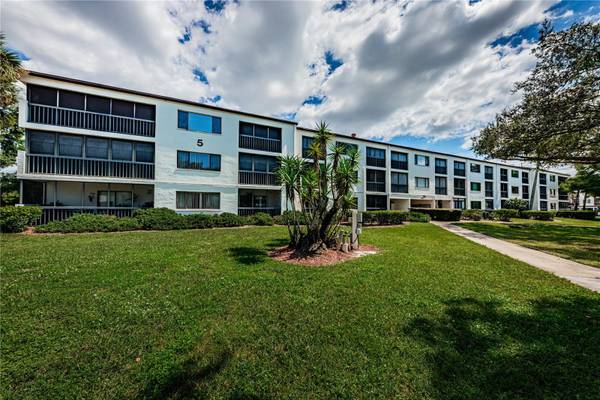 2591 COUNTRYSIDE BLVD #5106, Clearwater, FL 33761