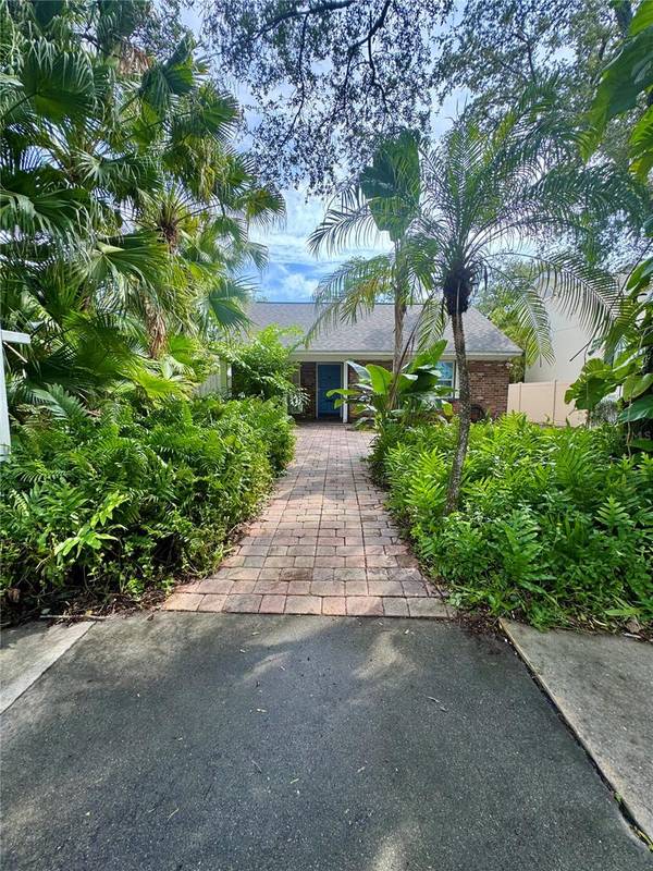 207 W DAVIS BLVD, Tampa, FL 33606