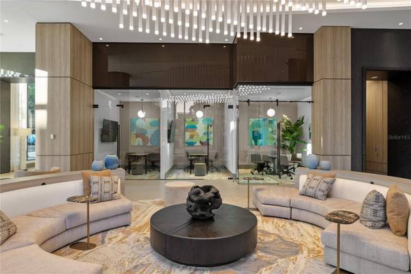 275 1ST AVE S #3804, St Petersburg, FL 33701