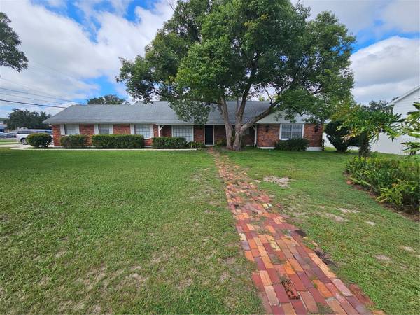 1302 RUSTLEWOOD DR, Brandon, FL 33510