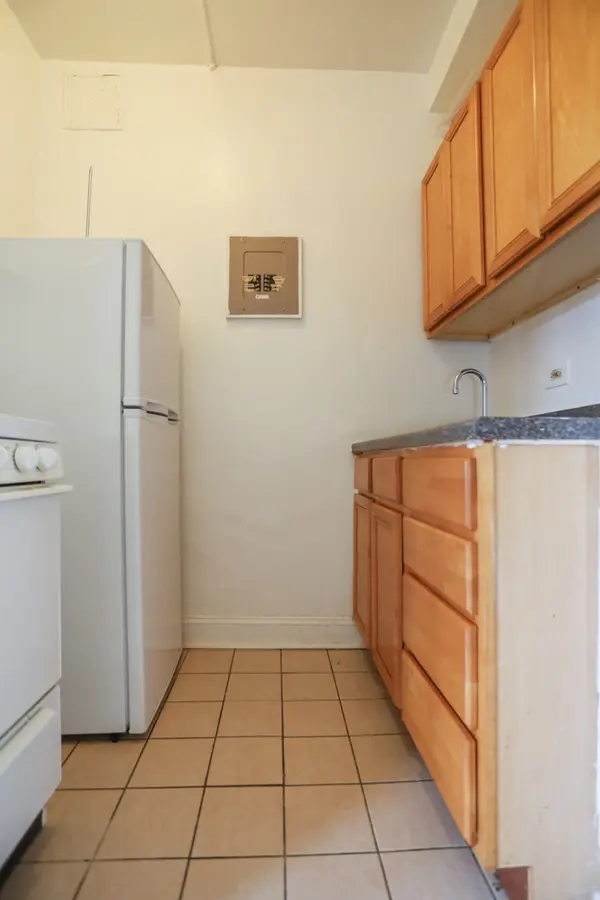 7455 N Greenview AVE #216, Chicago, IL 60626