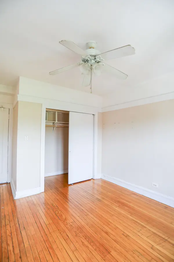 7455 N Greenview AVE #424, Chicago, IL 60626