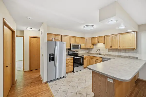 585 Zumbrota AVE, Zumbrota, MN 55992