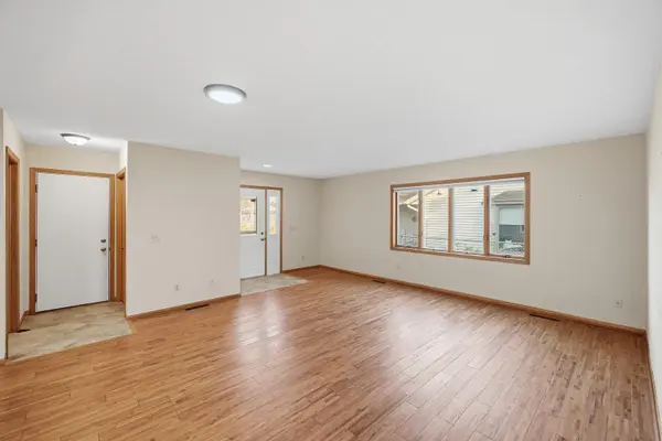 585 Zumbrota AVE, Zumbrota, MN 55992
