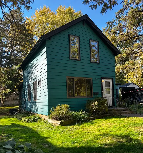 216 Harriet ST N, Stillwater, MN 55082
