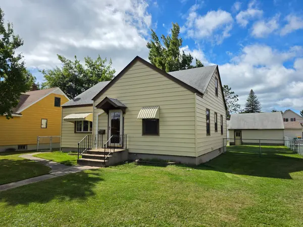629 3rd ST, Nashwauk, MN 55769