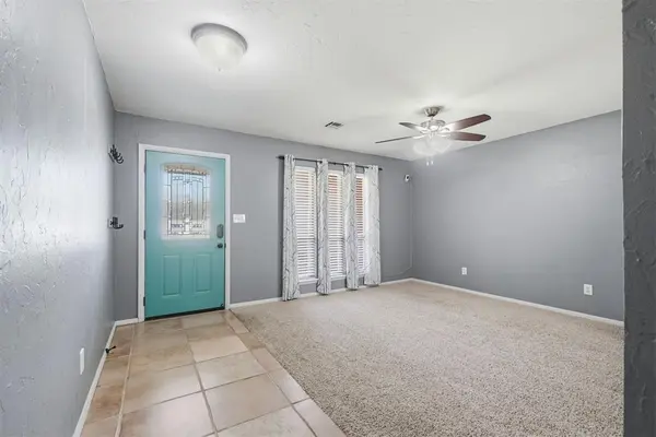 1208 S Trail DR, Altus, OK 73521