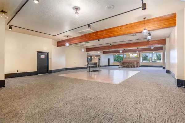2107 W 4th Ave, Kennewick, WA 99336