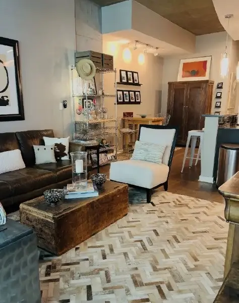 301 Demonbreun St #715, Nashville, TN 37201