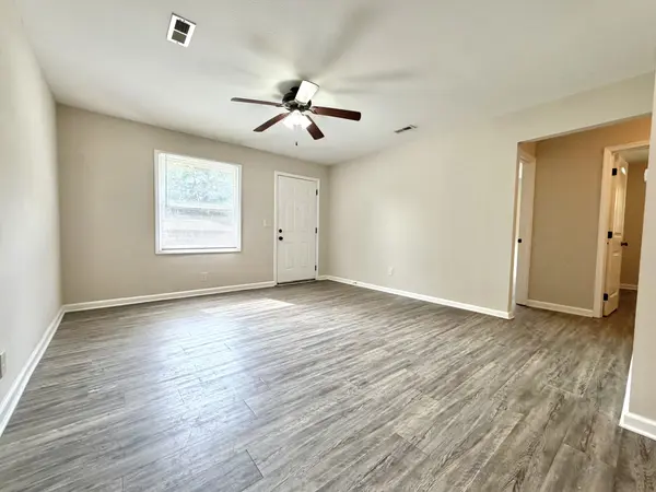 408 Redbud Ln, Clarksville, TN 37043