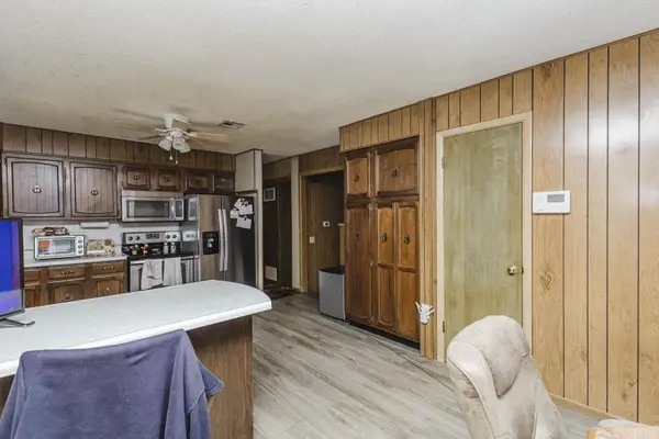 261 S Wayne, Haysville, KS 67060