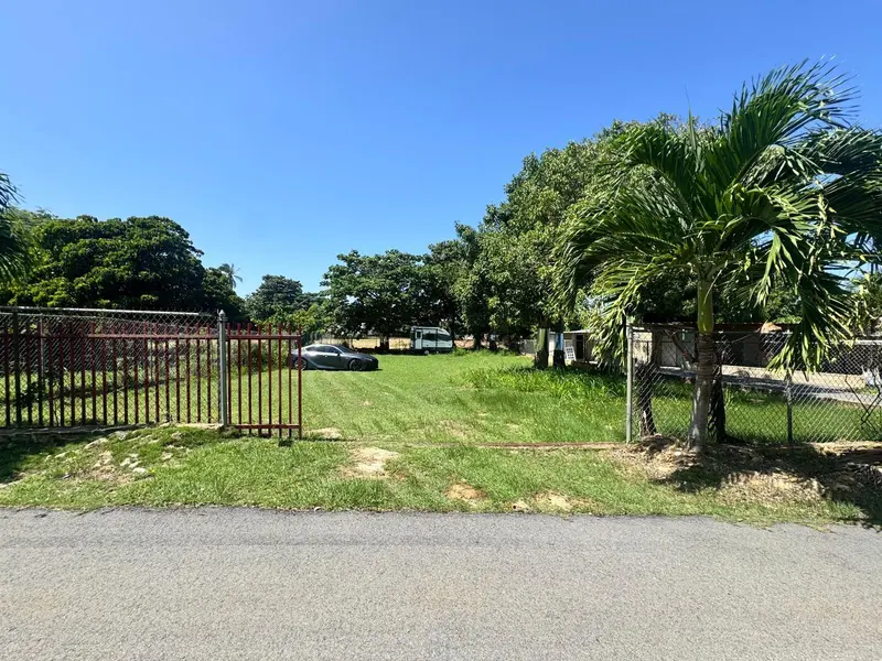 SOLAR A BO.GUAYABO. ST.MIOSOTIS, Isabela, PR 00662