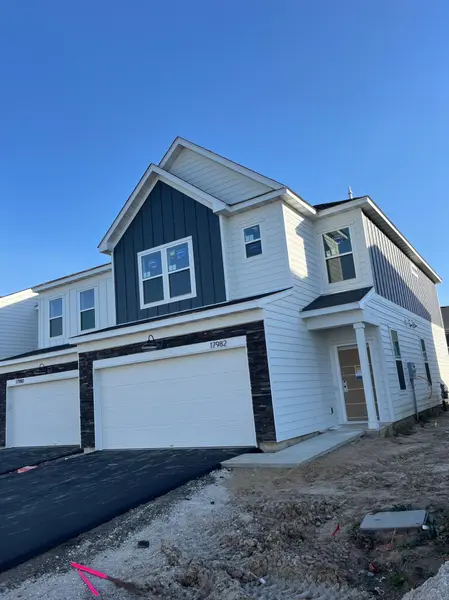 17982 Genoa DR, Lakeville, MN 55044