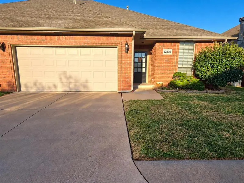 17205 Cedar DR, Edmond, OK 73012