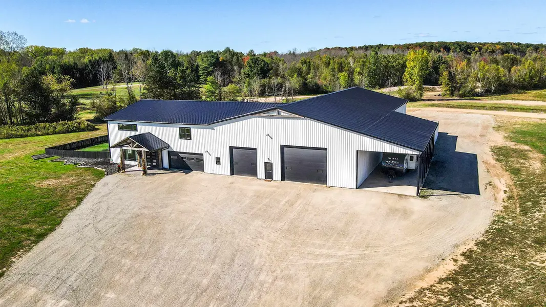 5304 SAMPSON RD, Abrams, WI 54101