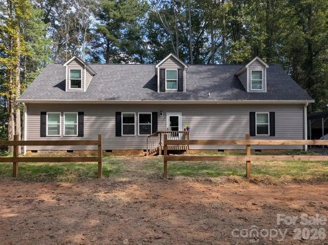 552 Bass Lake DR, Pisgah Forest, NC 28768