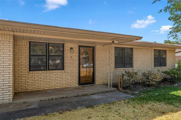 107 E Dawn Drive, Robinson, TX 76706