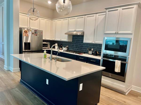 607 Bernese PASS, Austin, TX 78745