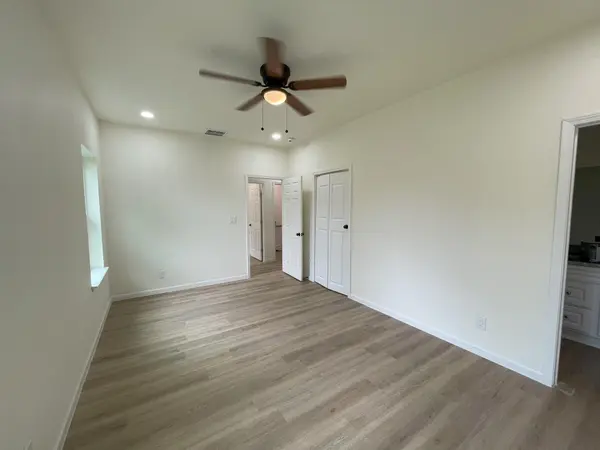 614 Pecan Valley DR, San Antonio, TX 78220