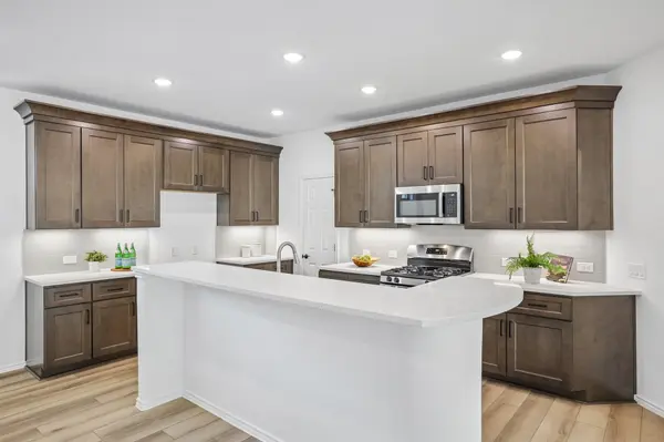 913 Indian Hawthorne DR #GH-42, Georgetown, TX 78628