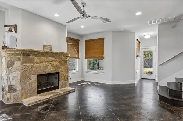 10103 Twin Lake LOOP, Dripping Springs, TX 78620