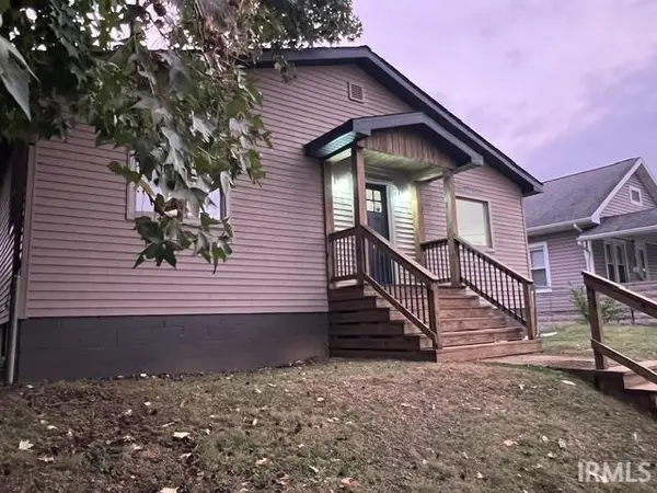 222 Dale ST, Oakland City, IN 47660-1726