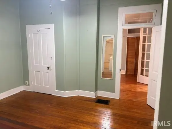 817 W 6th ST, Bloomington, IN 47404
