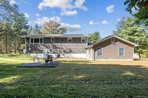 26 Terri Lee LN, Spring Valley, NY 10977