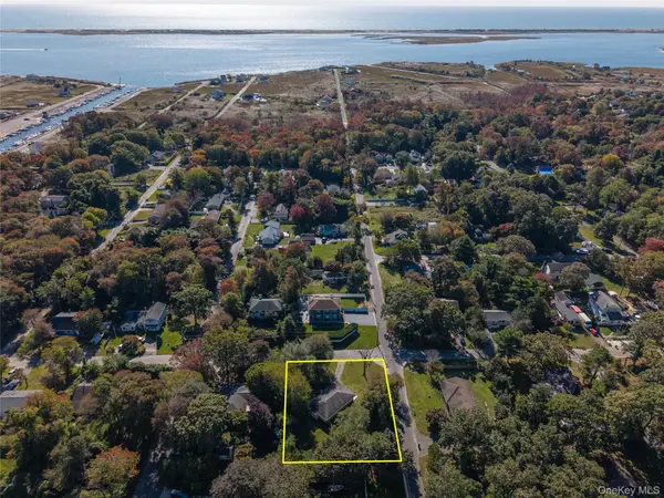 109 Dogwood RD, Mastic Beach, NY 11951